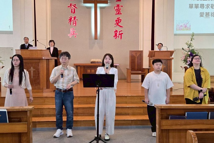 走過憂鬱症低谷，趙雅敏更加堅定跟隨主，在教會中多有服事。（圖／趙雅敏 提供）